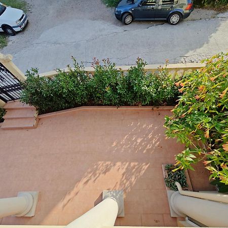 Apartmani Radovic ビエラ 部屋 写真